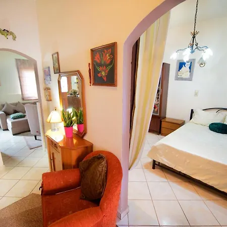 アパート Deluxe Makrádes